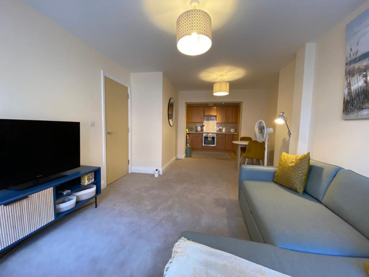 1 Bedroom Apartment In The Heart Of בורנמות' מראה חיצוני תמונה